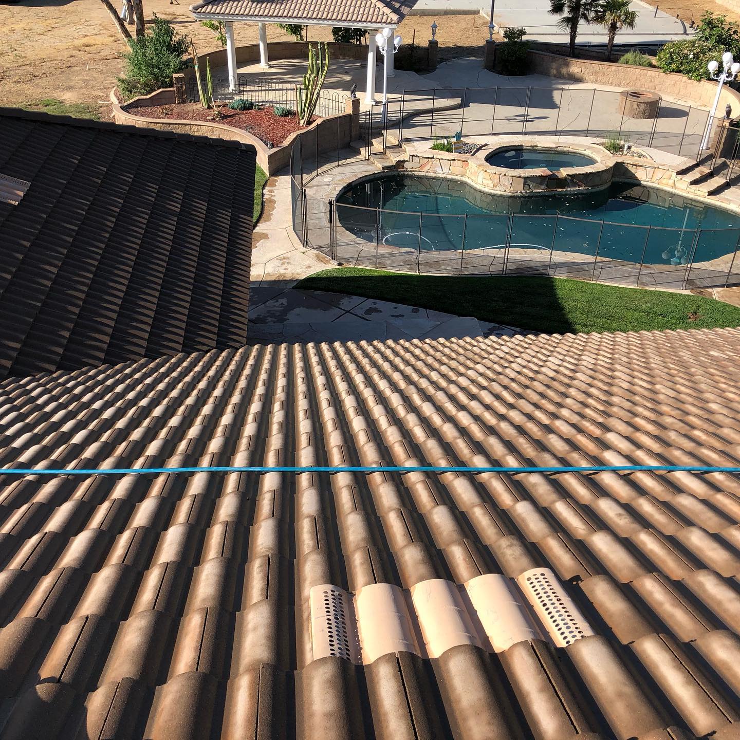 Pressure Washing Roof Shingles